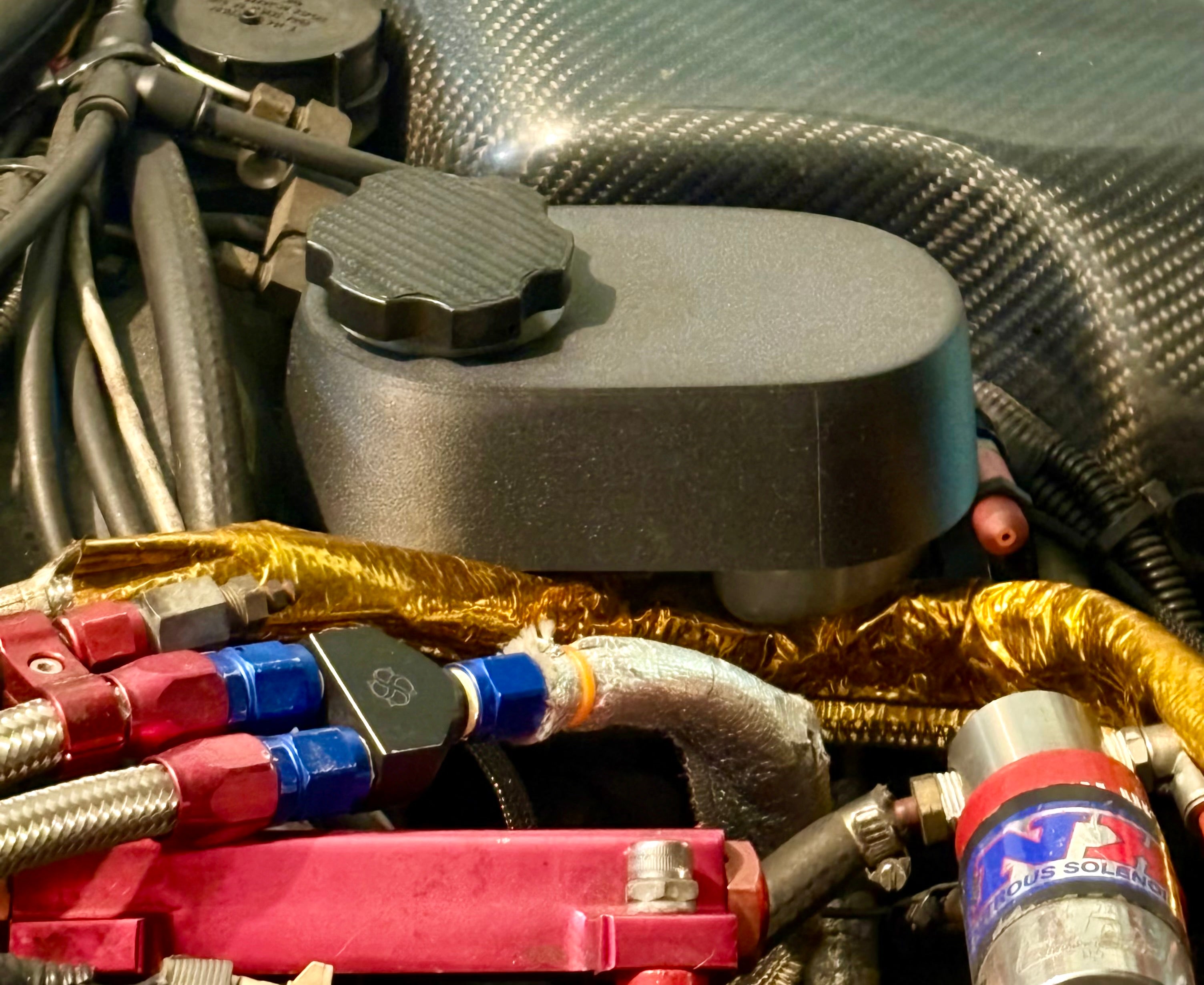 Corvette C5 1997-2004 Master Cylinder Reservoir Cover – Custom 3D Printed ASA-CF by FI Performance