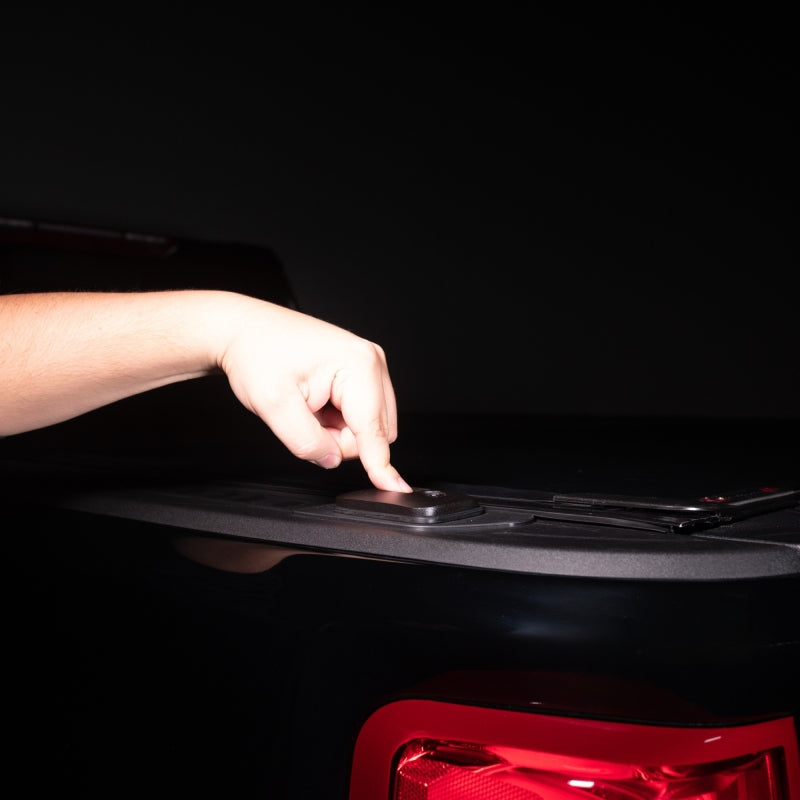 Putco 14-18 Chevrolet Silverado LD/GMC Sierra LD Push-Up Tie Handle (Driver side rear) - black