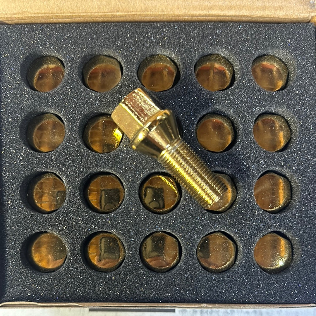 28MM lug bolts gold 14x1.25      NNR-LN28-14125GD