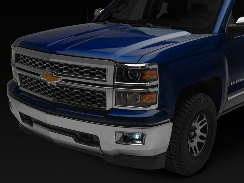 Raxiom 07-13 Chevrolet Silverado 1500 07-15 GMC Sierra 1500 Axial Series LED Fog Lights