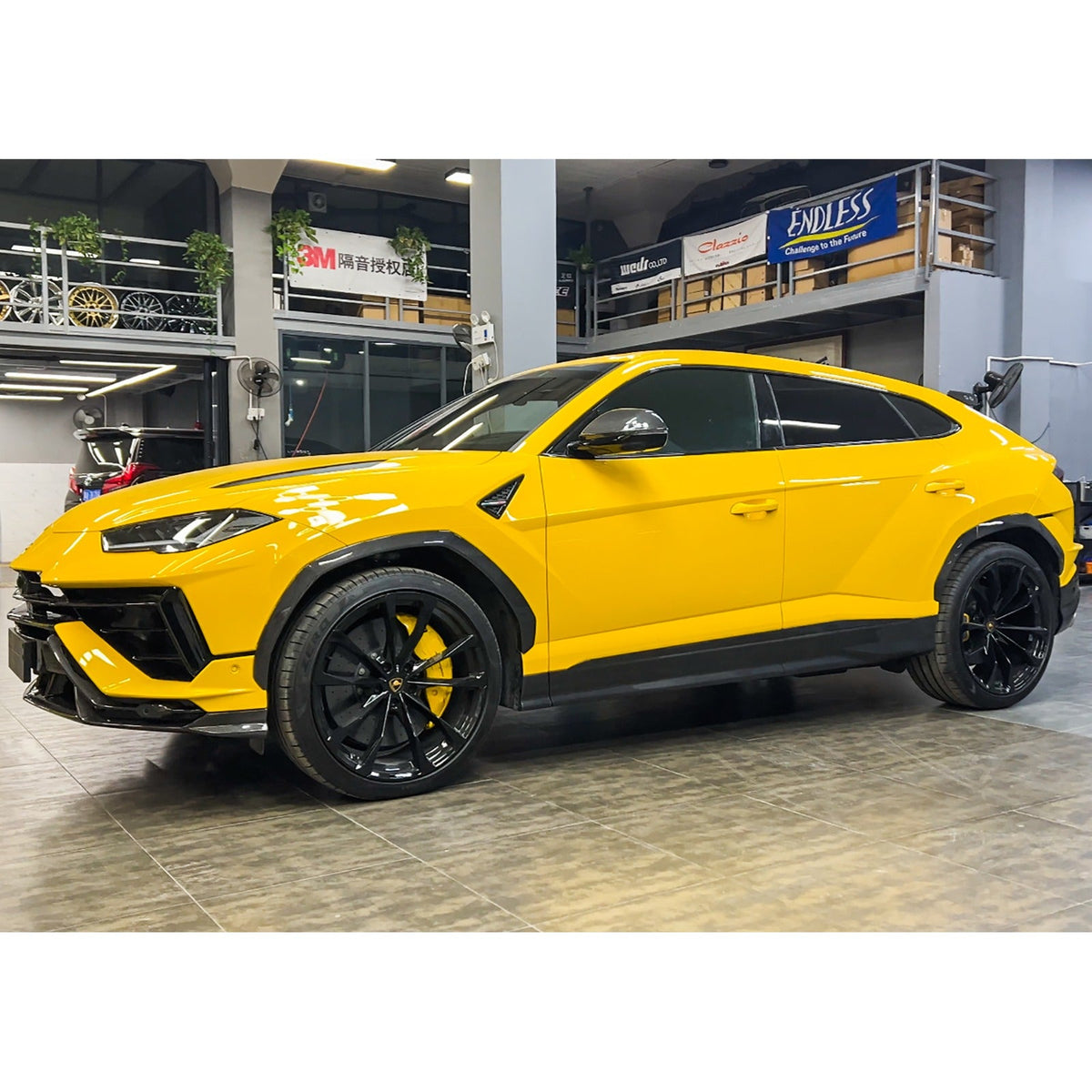 Carbon Fiber Aero Body Kit - Lamborghini URUS S