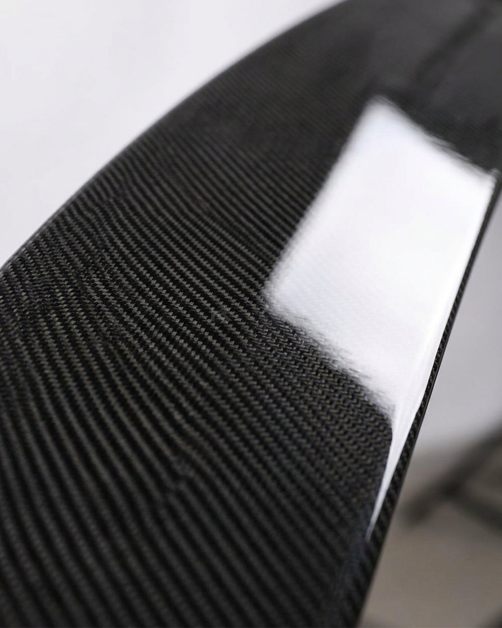 VW Transporter T6 Carbon Fiber Rear Roof Spoiler – Gloss Black (2015–2020)