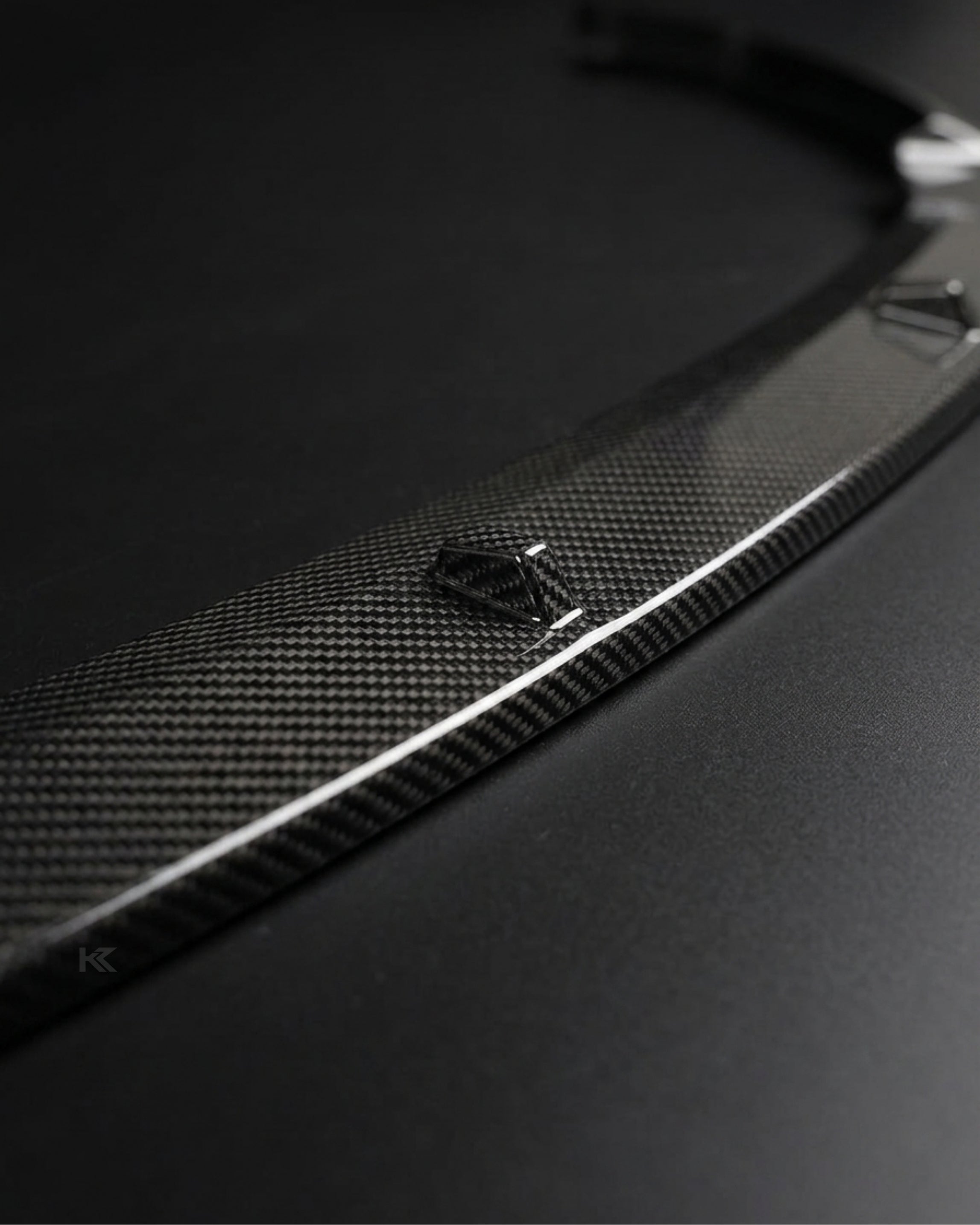 VW Golf MK7.5 R / R-Line Carbon Fiber Front Lip – A-Style Splitter (2018–2019)