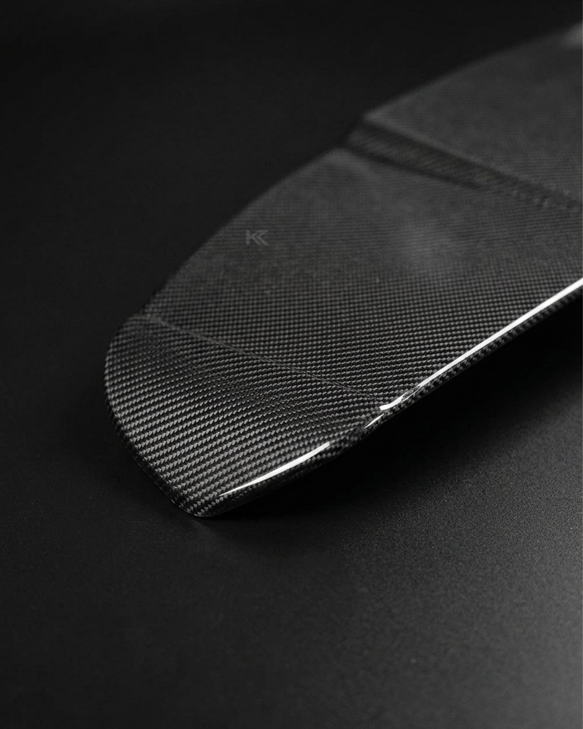 Audi Q7 / SQ7 (4M) Carbon Fiber Rear Roof Spoiler – S-Line Style (2016–2018)