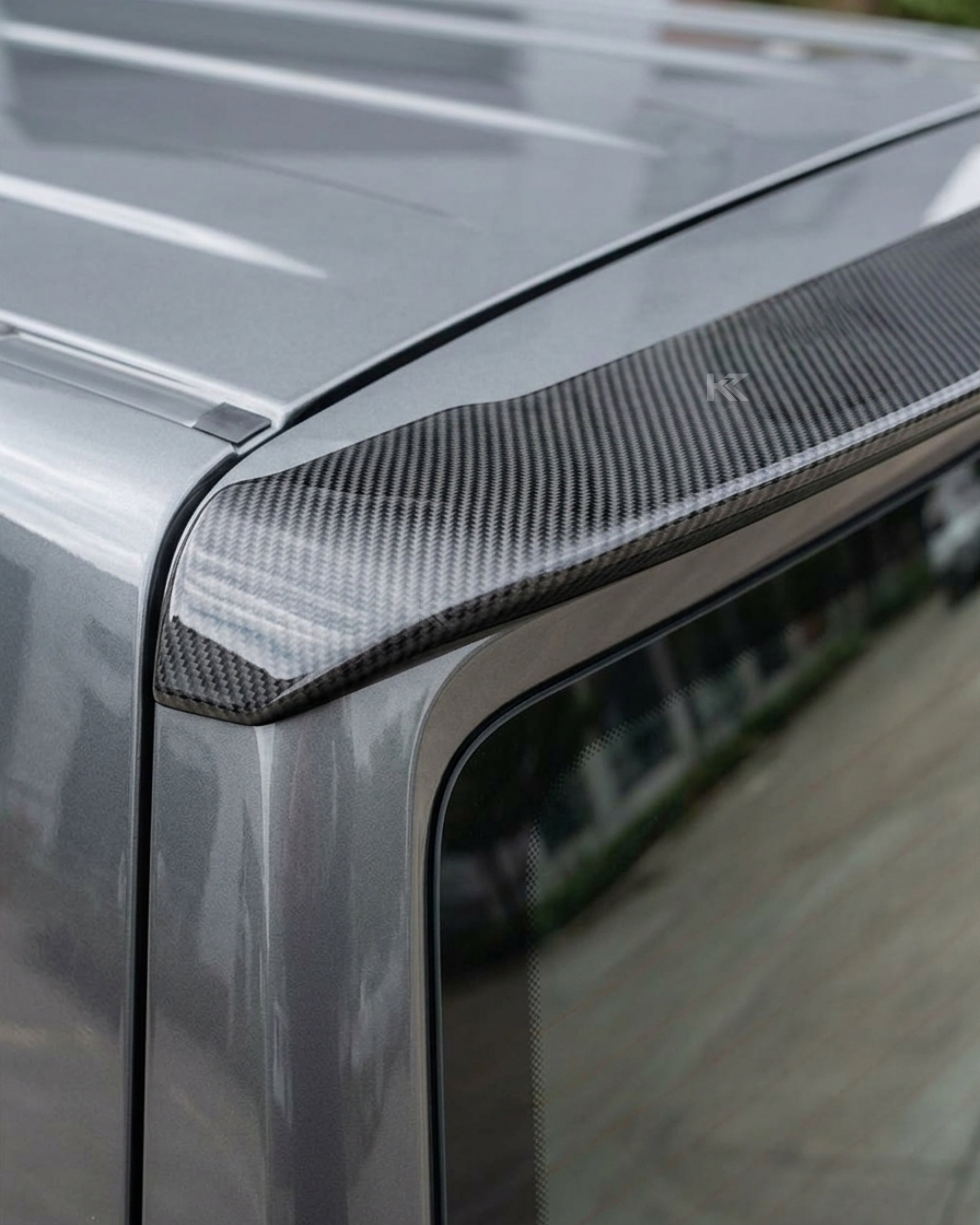 VW Transporter T6 Carbon Fiber Rear Roof Spoiler – Gloss Black (2015–2020)