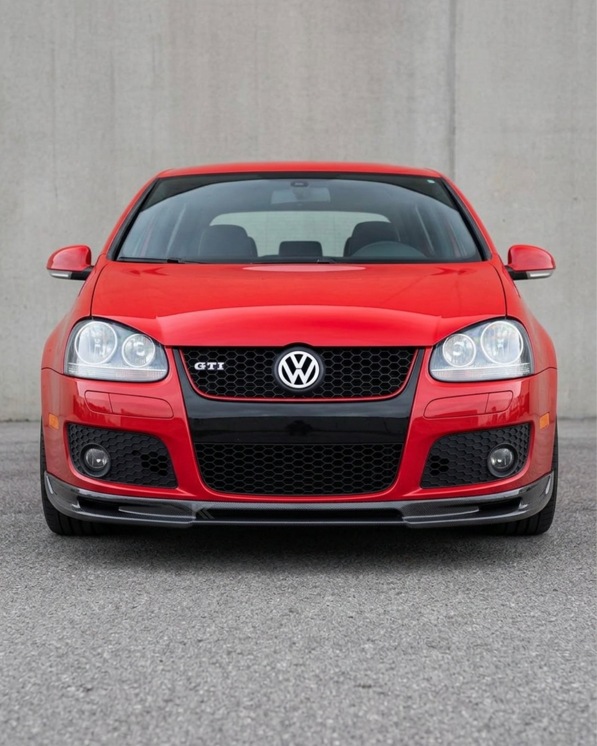 VW Golf MK5 GTI Carbon Fiber Front Lip – A-Style Splitter (2006–2008)