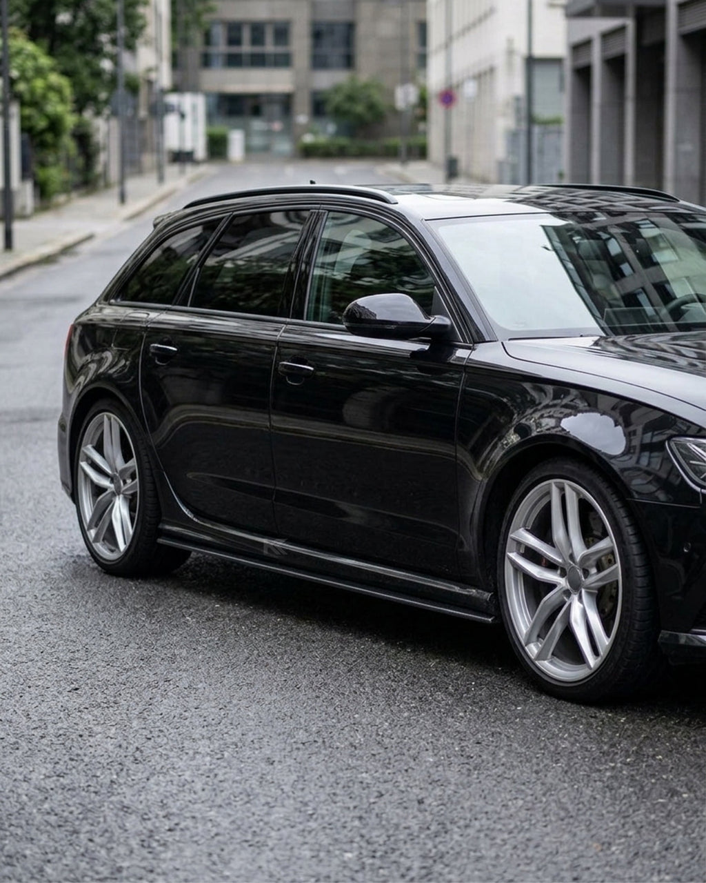 Audi RS6 C7 Carbon Fiber Side Skirt Extensions – 4G Avant (2013–2018)