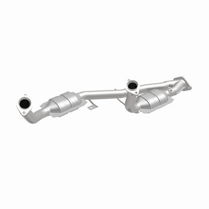 Magnaflow 95-96 Ford Windstar 3.0L Direct Fit Converter