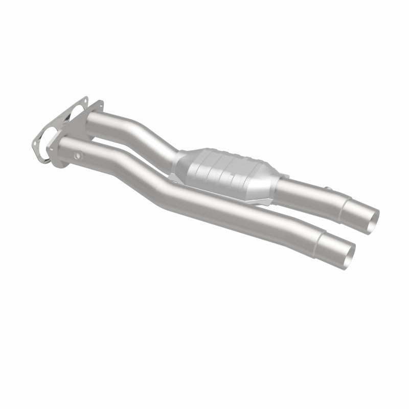 MagnaFlow Direct Fit Catalytic Converter 96-97 7.4L 3500 Truck Rear