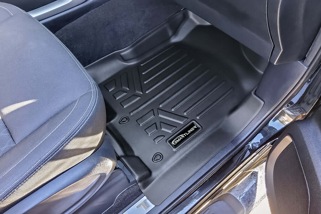 SMARTLINER Custom Fit Floor Liners For 2017-2024 Nissan Titan King Cab With Bench Seats