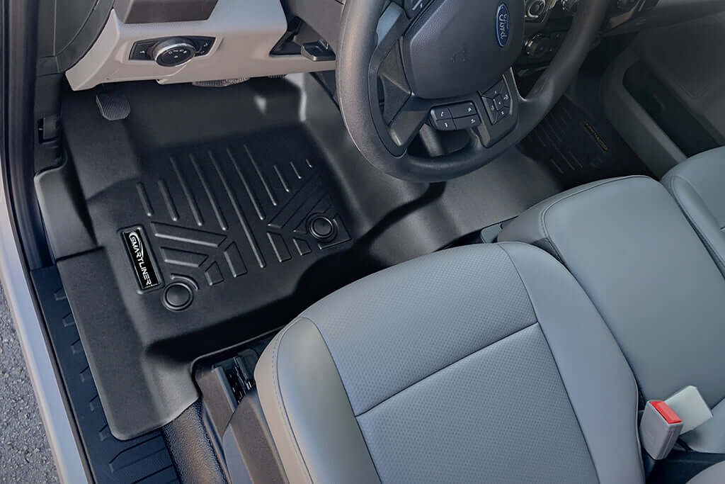 SMARTLINER Custom Fit Floor Liners For 2017-2024 Ford Super Duty Crew with Vinyl Flooring With full first row coverage