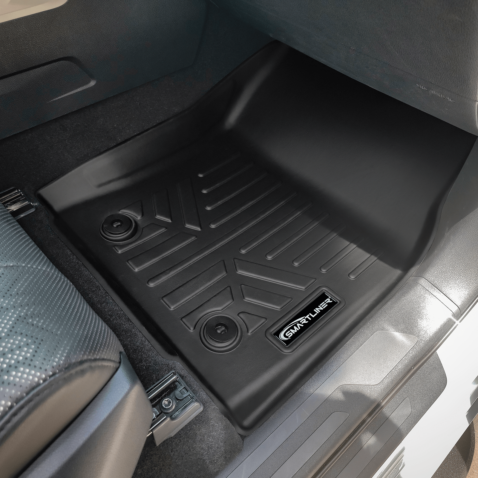 SMARTLINER Custom Fit Floor Liners For 2022-2025 Toyota Tundra CREWMAX (4 FULL DOORS) without Underseat Storage