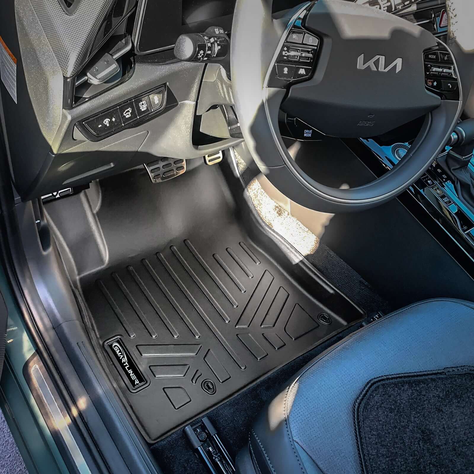 SMARTLINER Custom Fit Floor Liners For 2023-2025 Kia Niro Hybrid (Does NOT fit PHEV Models)