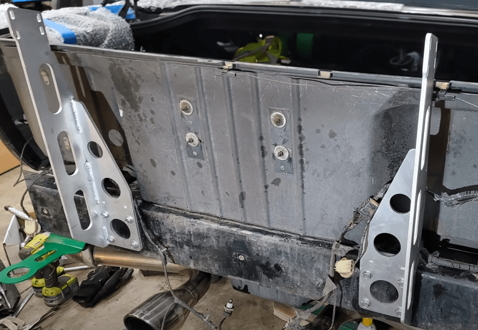 After Dark Speed 97-13 C5/C6 Corvette Chassis Wing Mount Kit