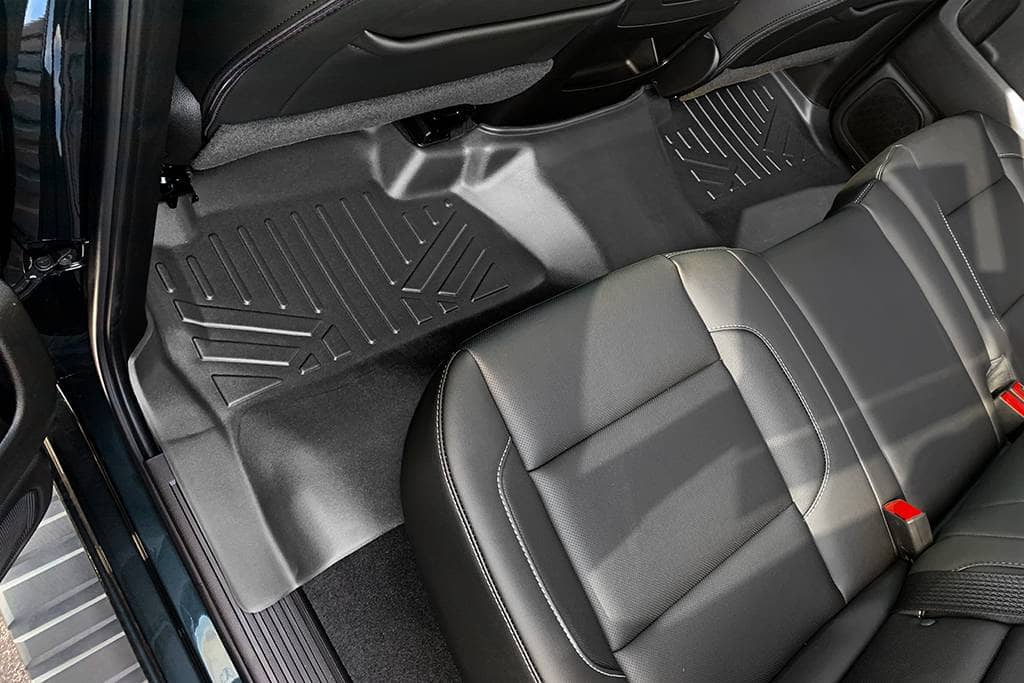 SMARTLINER Custom Fit Floor Liners For GMC Sierra 1500 Crew Cab 2014 - 2018 (Carpeted flooring) 1st Row Bench Half coverage