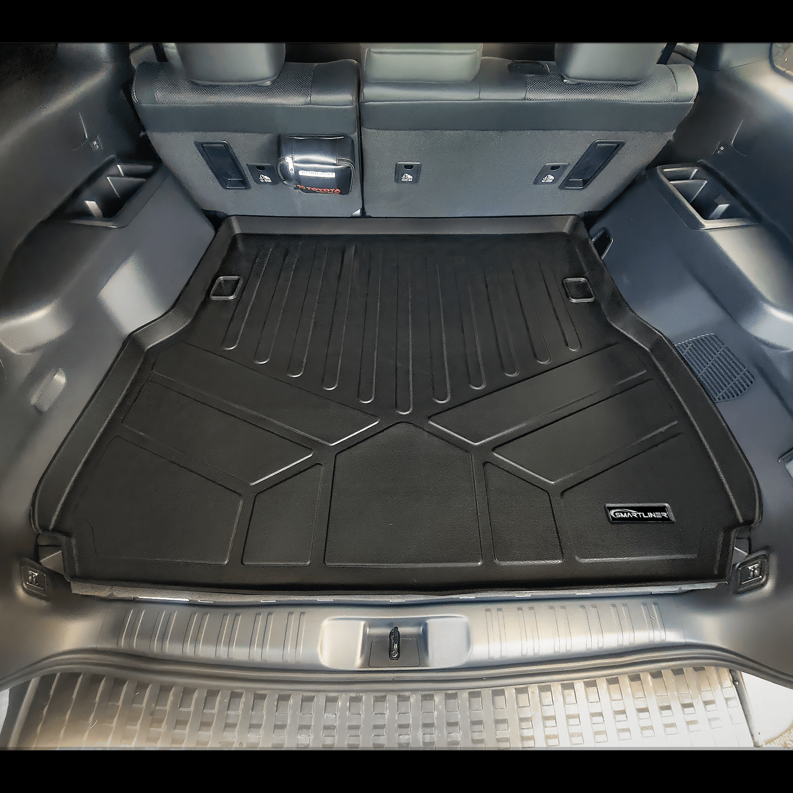 SMARTLINER Custom Fit All Weather Protection Floor Mat Liner Set Compatible With 2024-2025 Toyota Land Cruiser