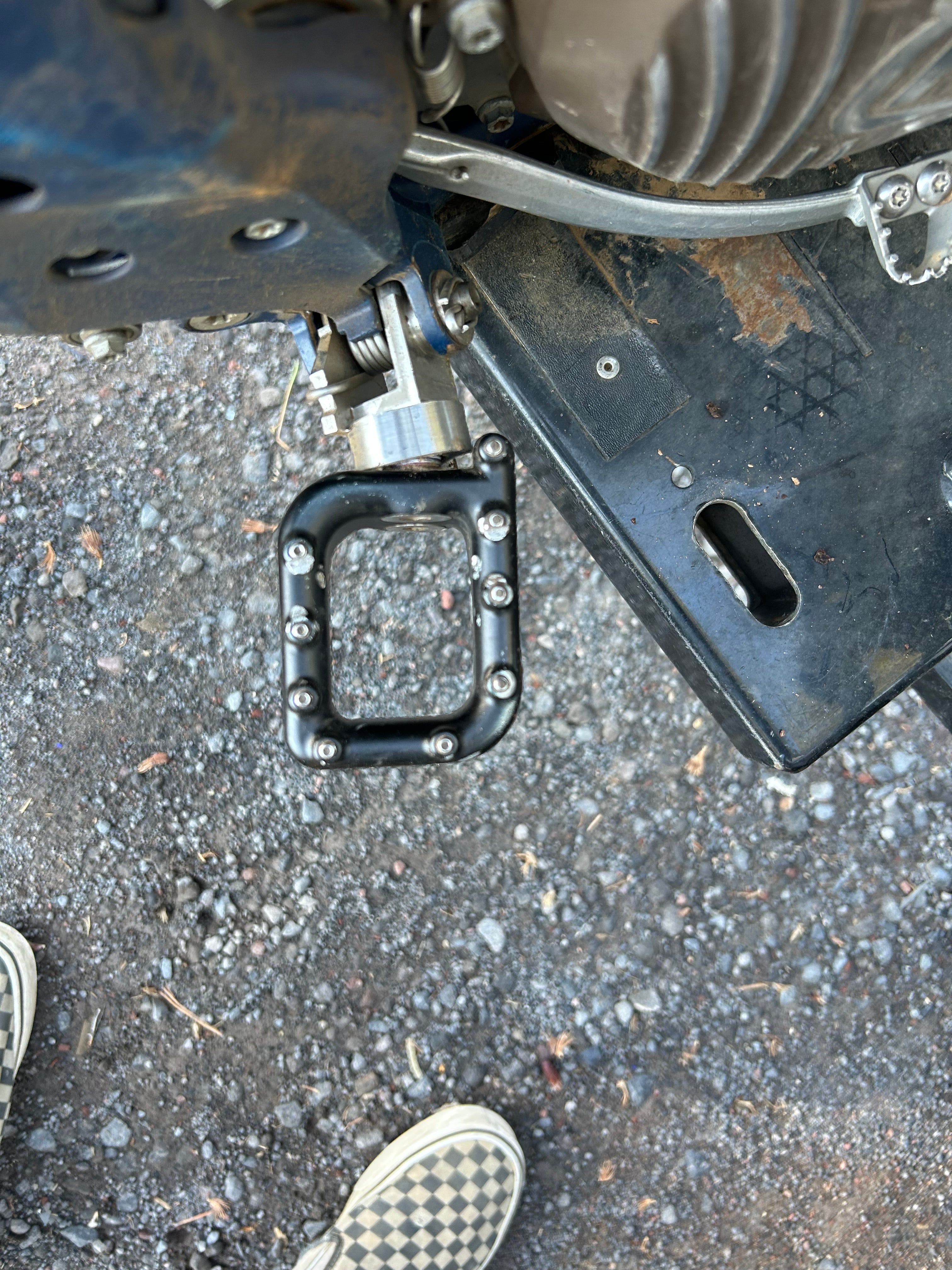 Enduro Platform Mounting Hardware by Motion Factory