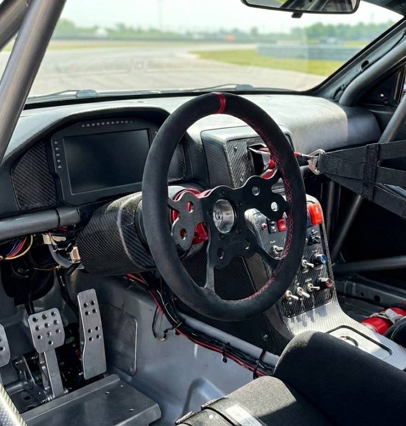 Steering Wheel DRAG - Version w/ push button Slots - Granatelli Motor Sports