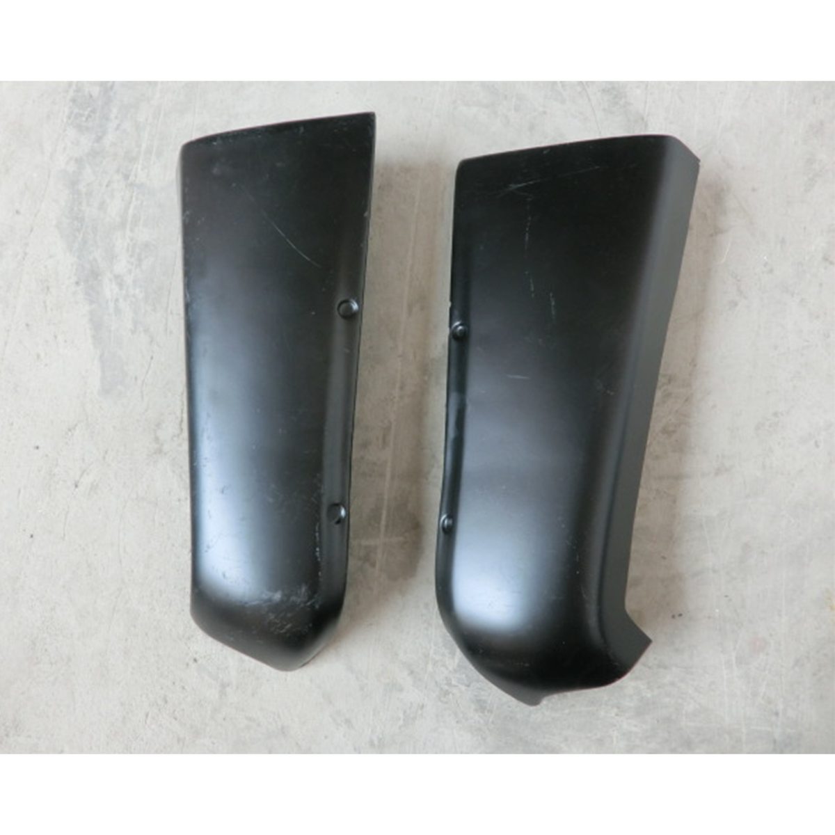 Bunny Pandem Style Glass Fiber Rear Bumper Apron 2-Piece Kit for Nissan Skyline R32 GT-R & GTS by Stratec Systems