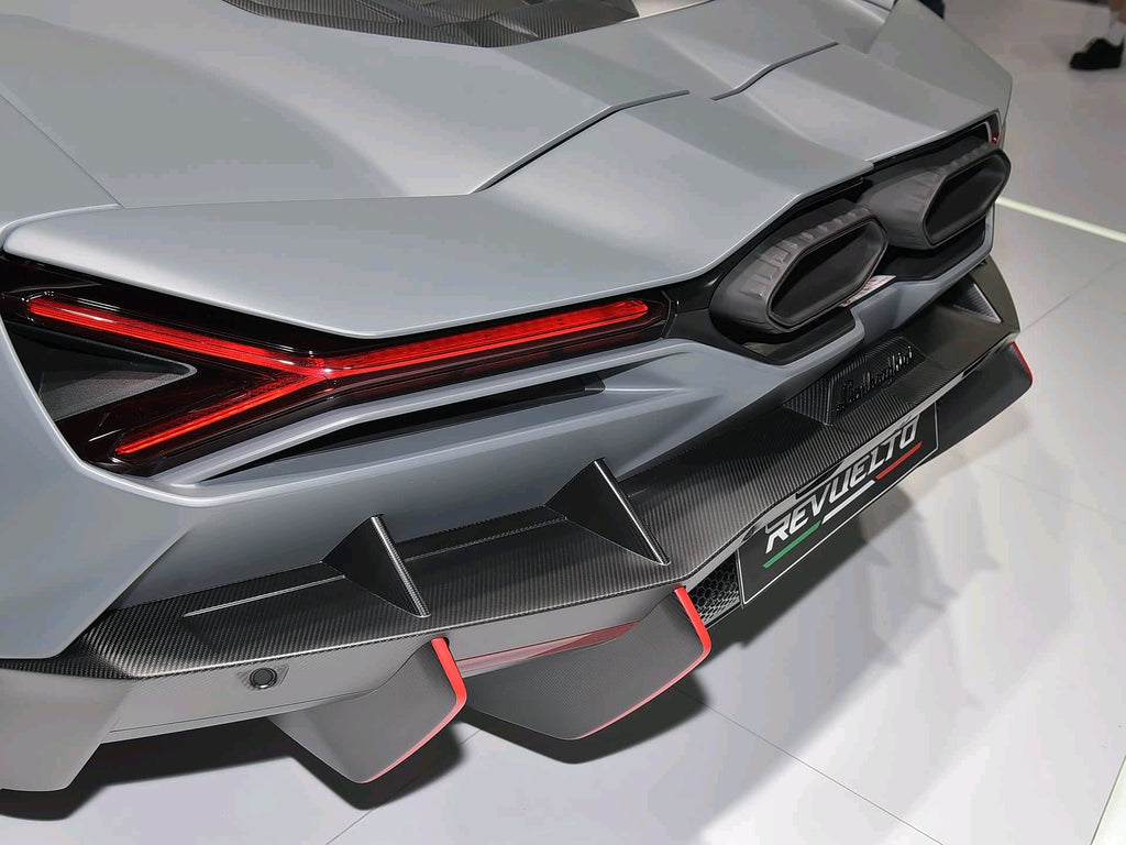 Carbon Fiber OEM Style Rear Diffuser - Lamborghini Revuelto