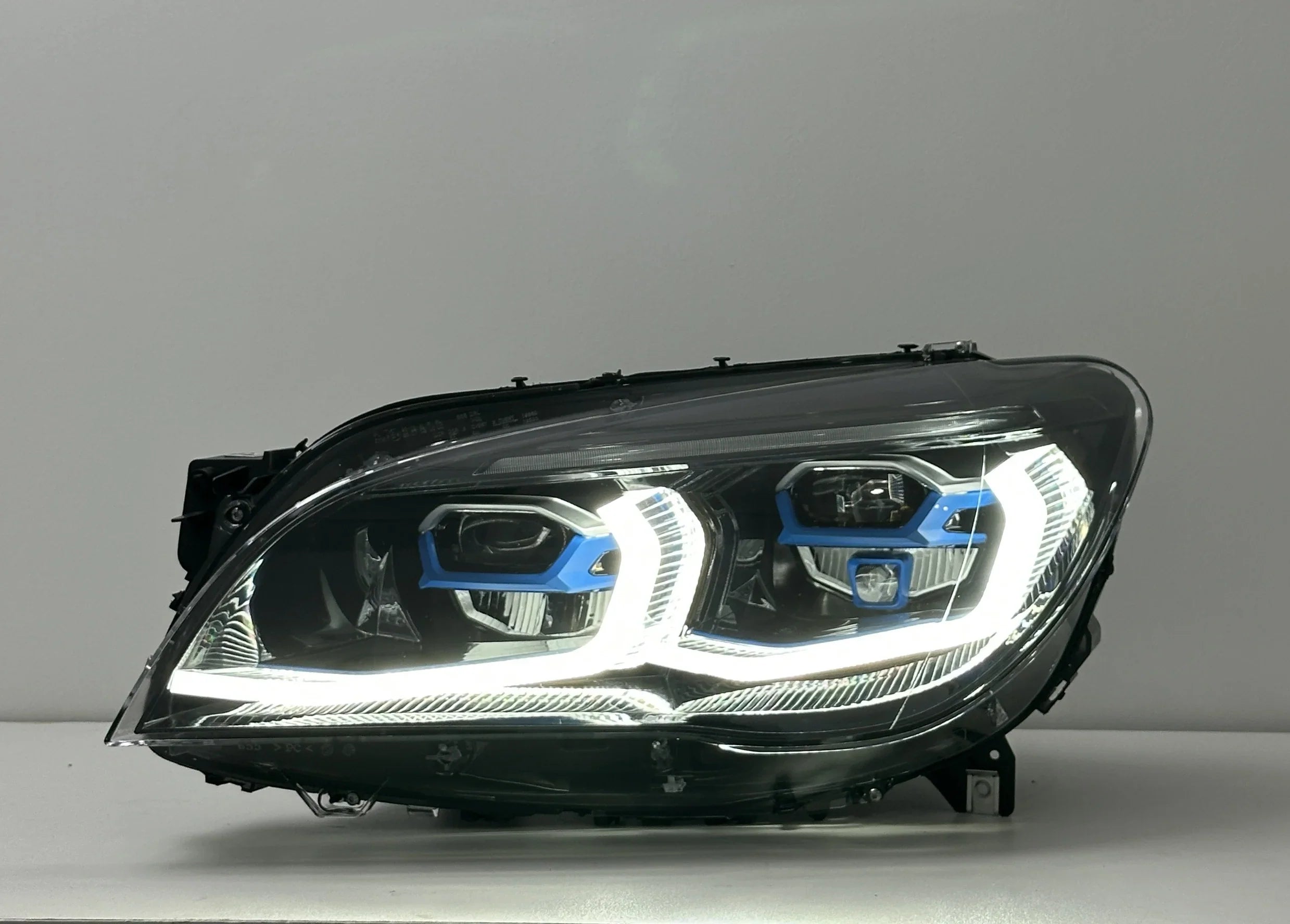 BMW 7 Series F02 G12 Style LED Headlight Assembly with Dual-Color DRL (Yellow / White) 2013 - 2015 (Replaces 63117228423)