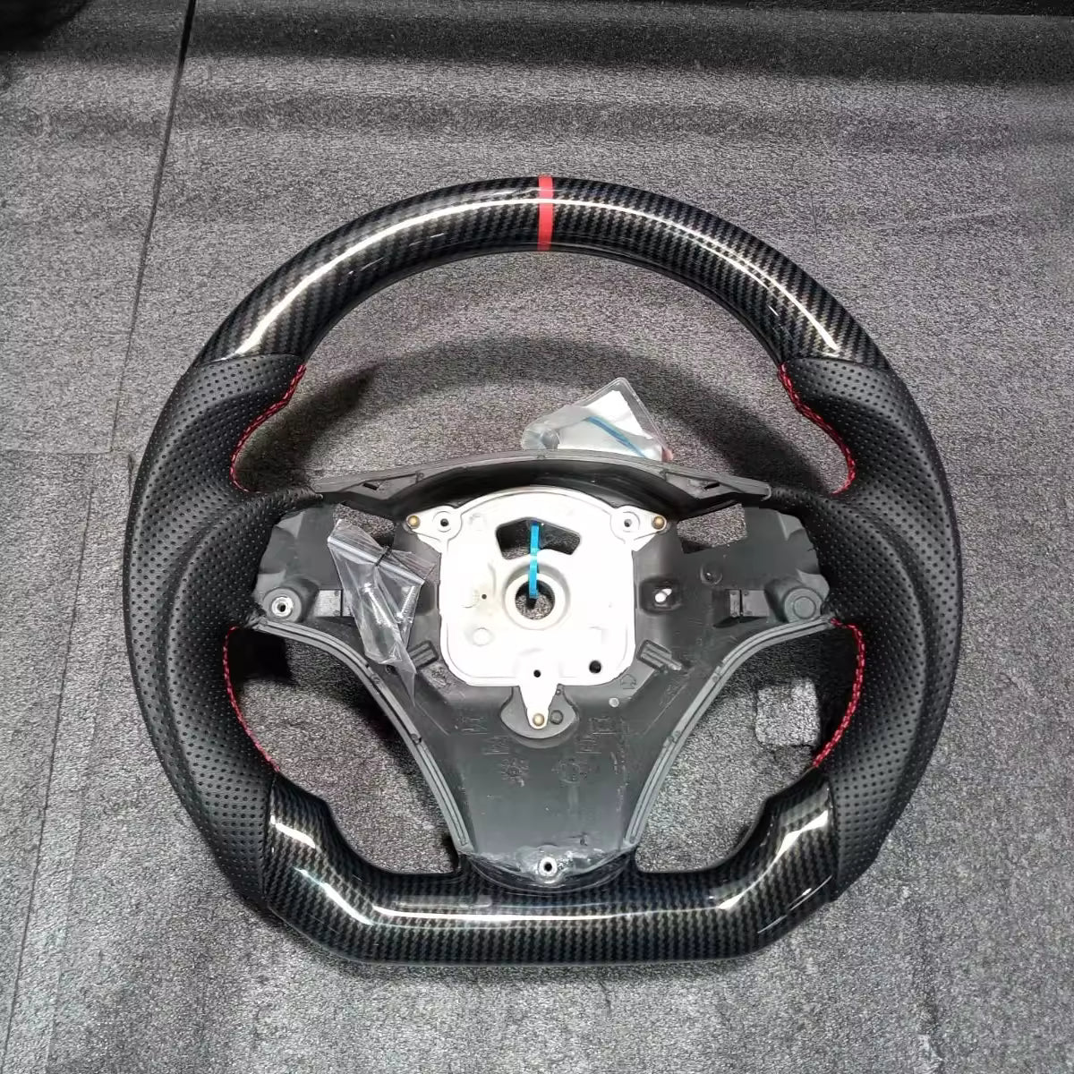 Hydro-Dip Carbon Steering Wheel for BMW E90/E92/E93 M3 2006-2013