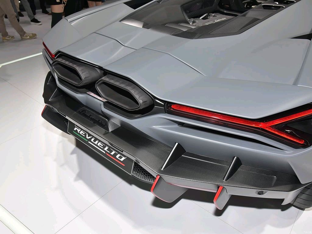 Carbon Fiber OEM Style Rear Diffuser - Lamborghini Revuelto