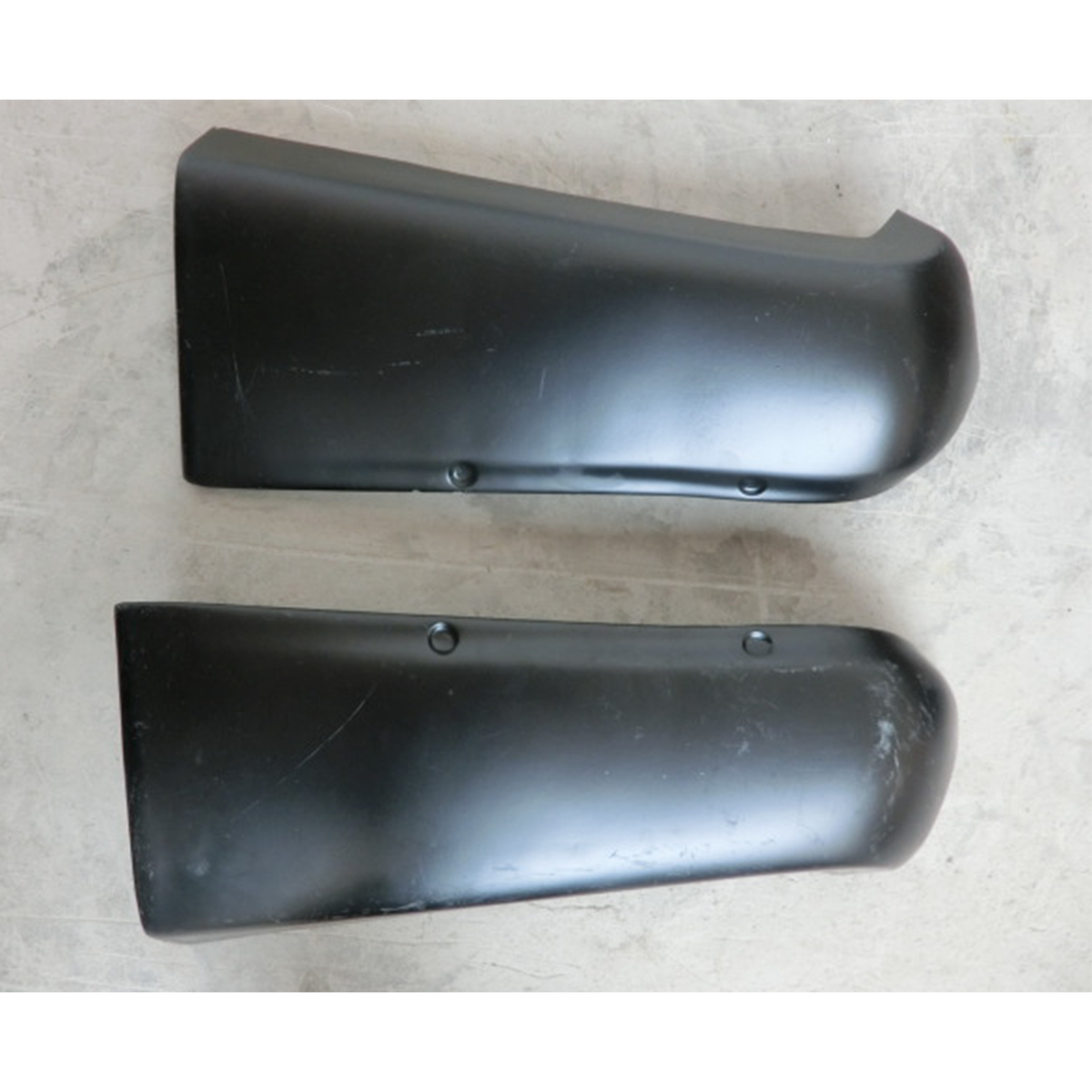 Bunny Pandem Style Glass Fiber Rear Bumper Apron 2-Piece Kit for Nissan Skyline R32 GT-R & GTS by Stratec Systems