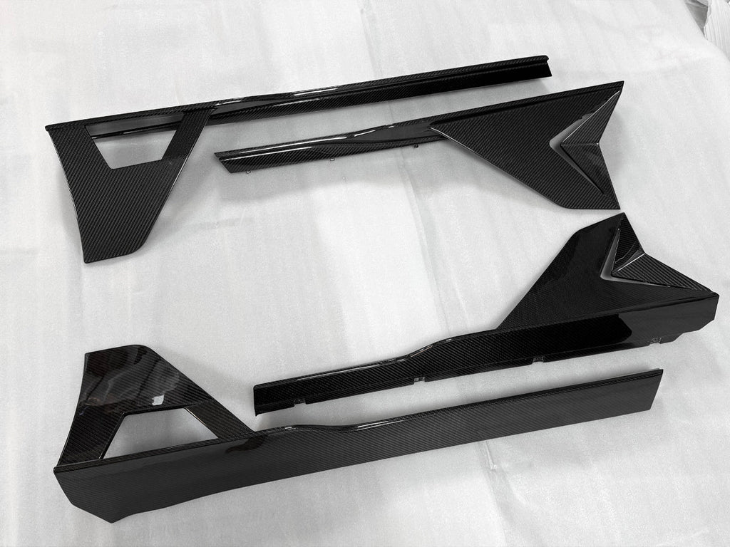 Carbon Fiber DK Style Side Skirts - Lamborghini Revuelto