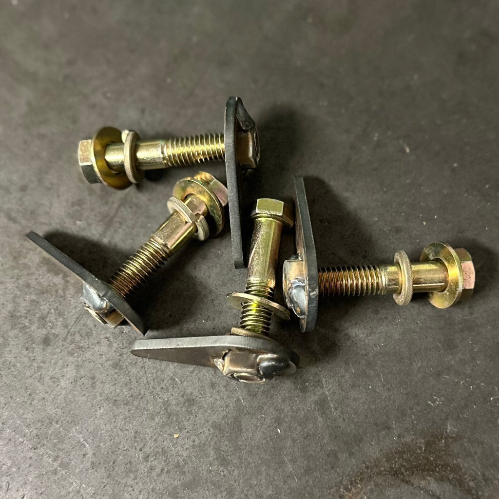 Exhaust Header Down Pipe Bolt and Flag-Nut Set for Jeep TJ / XJ / ZJ / YJ / WJ / LJ By Gatekeeper Off-Road