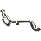 MagnaFlow Direct Fit Catalytic Converter 00-01Tahoe/Yukon V8 5.7L
