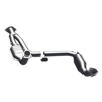MagnaFlow Direct Fit Catalytic Converter 00-01Tahoe/Yukon V8 5.7L