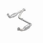 MagnaFlow Direct Fit Catalytic Converter 00-01Tahoe/Yukon V8 5.7L