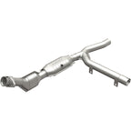 MagnaFlow Direct Fit Catalytic Converter 01-04 Ford F-150 4.2L 2wd