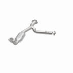 MagnaFlow Direct Fit Catalytic Converter 03-05 Ford Expedition/05-06 Lincoln Navigator 5.4L P/S