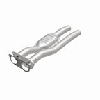 MagnaFlow Direct Fit Catalytic Converter 96-97 7.4L 3500 Truck Rear