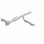 MagnaFlow Direct Fit Catalytic Converter 97-98 Ford Expedition 4.6