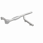 MagnaFlow Direct Fit Catalytic Converter 97-98 Ford Expedition 4.6
