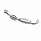 MagnaFlow Direct Fit Catalytic Converter 99-00 Ford F-150 4.2L 2WD D/S