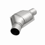 MagnaFlow Universal Catalytic Converter 2.50inch Angled Inlet FED