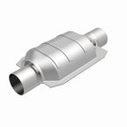 MagnaFlow Universal Catalytic Converter 2 W/Single O2 Boss