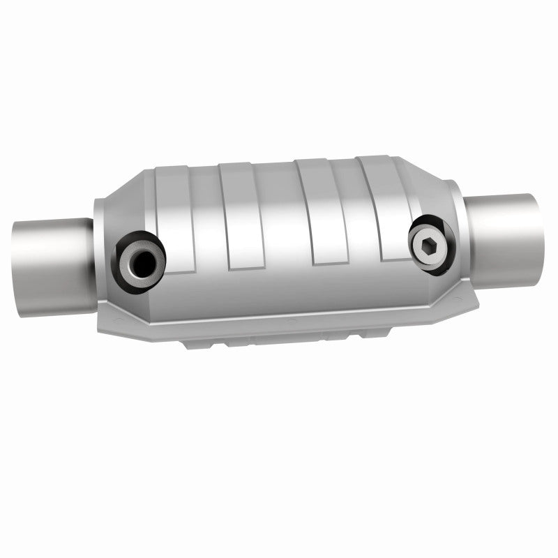 MagnaFlow Universal Catalytic Converter 3 W/Dual O2 Boss