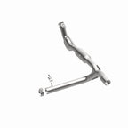 MagnaFlow 01-03 Ford F150 XL/XLT V6 4.2L OEM Grade / EPA Compliant Direct-Fit Catalytic Converter