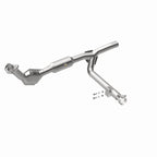 MagnaFlow 01-03 Ford F150 XL/XLT V6 4.2L OEM Grade / EPA Compliant Direct-Fit Catalytic Converter