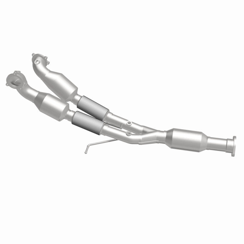 MagnaFlow 02-05 S80 2.9 L Underbody Direct Fit Converter