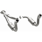 MagnaFlow 08-10 Ford F-350 Super Duty 6.8L Direct Fit Converter
