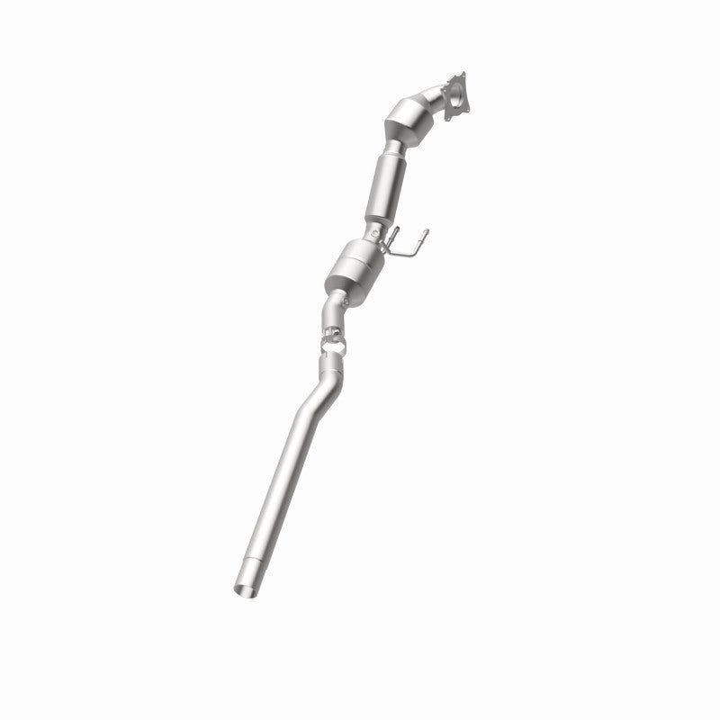MagnaFlow 09-13 Volkswagen CC 2.0L Direct Fit Converter
