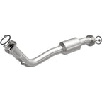 MagnaFlow 13-15 Toyota RAV4 2.5L Direct Fit Converter