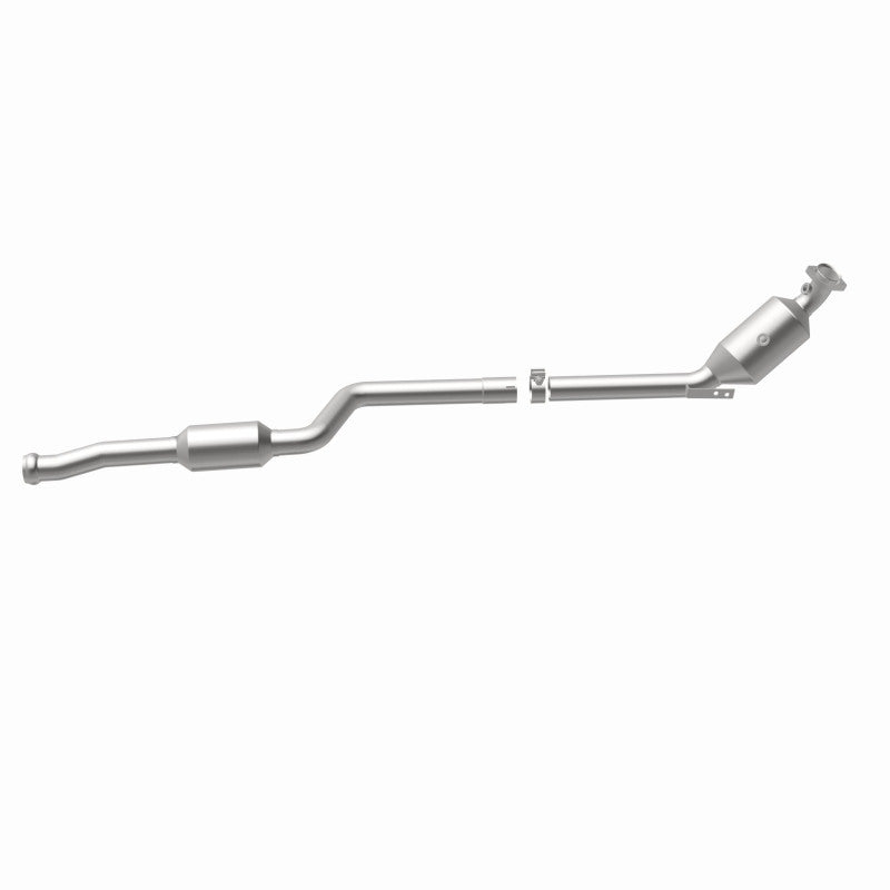 MagnaFlow 2011 C300 V6 3 OEM Underbody Direct Fit Converter