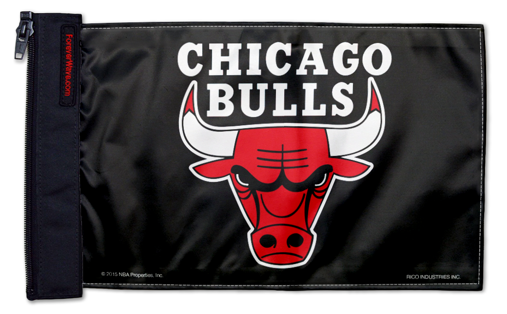 Chicago Bulls 11"x17" Forever Wave Flag for Jeep Wrangler LJ 2003-2006